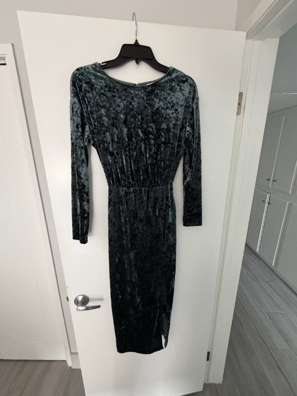 & Other Stories Velvet Keyhole Back Midi Dress Long Sleeve Teal Green